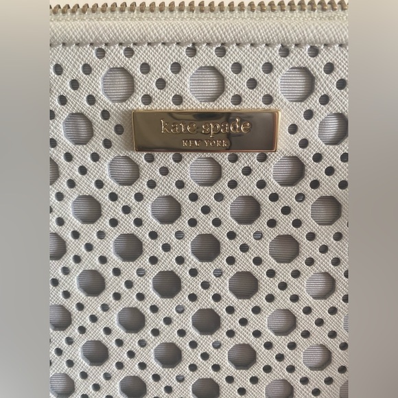 Kate Spade White Top Handle Handbag-New Without Tags - Picture 3 of 7